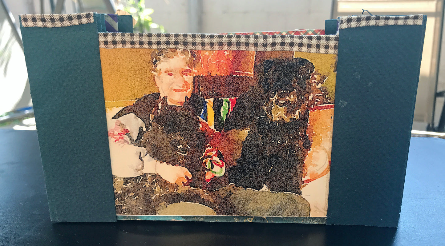 A PET MEMORIAL BOOK: SAMPLE BOOK